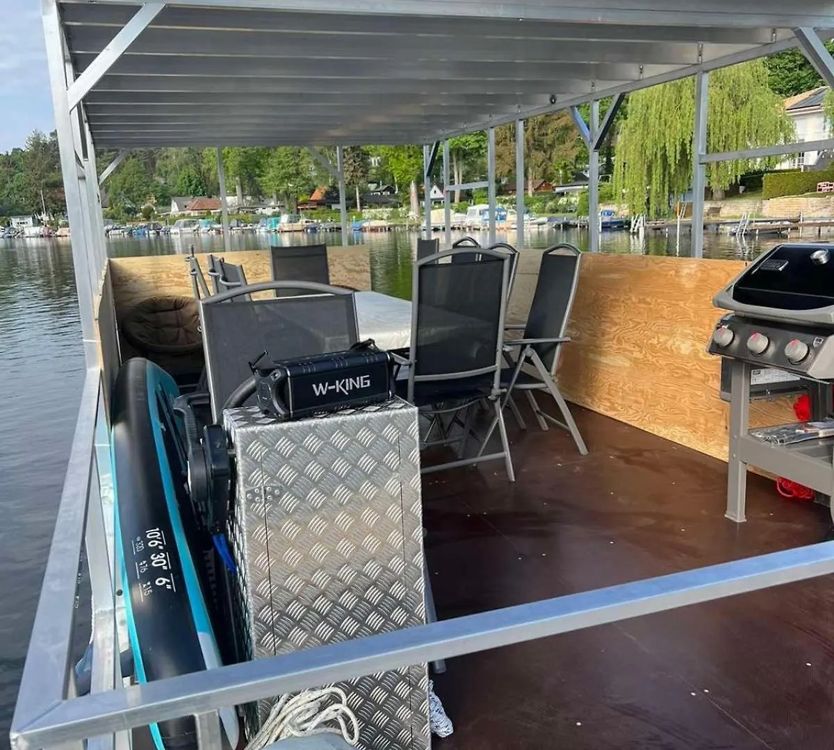 Party Grill Boot Hotel Berlin Botel